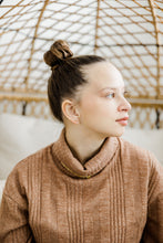 Load image into Gallery viewer, Minimalist 18kt Gold Plated Drop Curtain Earrings