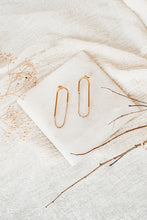 Load image into Gallery viewer, Gorgeous Oval Chain 18kt Gold Plated Earrings
