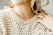 Load image into Gallery viewer, Dainty Faux Pearl Necklace
