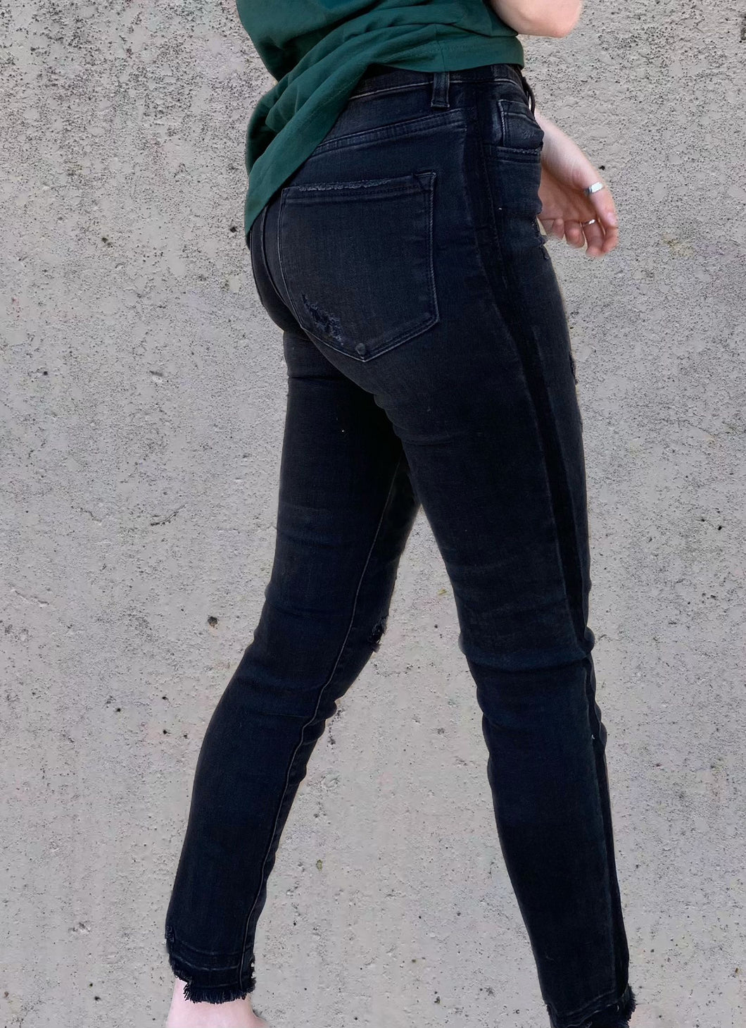 Flying Monkey Vervet Distressed Mid-rise Black Skinny Jean