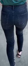 Load image into Gallery viewer, Flying Monkey Vervet Distressed Mid-rise Black Skinny Jean
