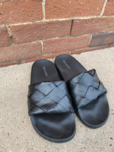 Load image into Gallery viewer, Black Pool Slide Sandal
